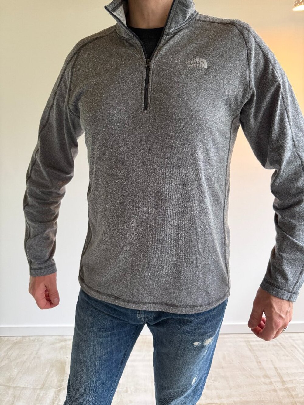 North Face Quarter Zip Large
